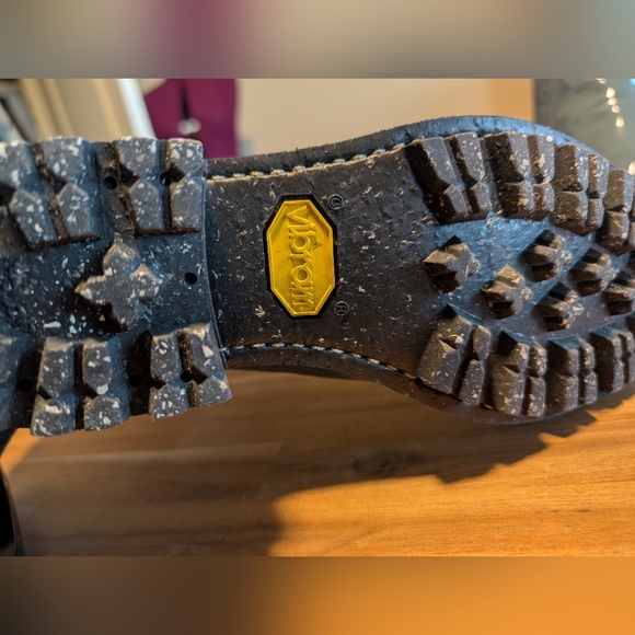 Angela Scott Teal Patent Leather Miss Kate Boots, EU39 EUC - Picture 6 of 10